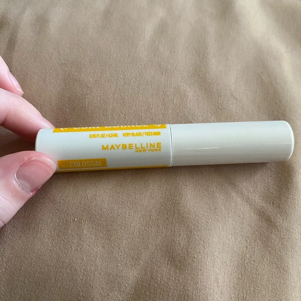 NWT maybelline new York curl bounce mascara - travel size